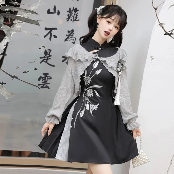 Silver Lily - Image 2