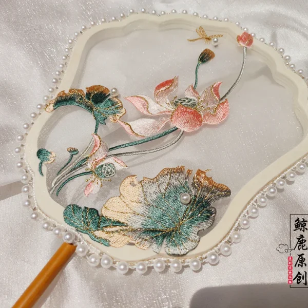 Guo Dongting 过洞庭 Crossing Dongting River Single-Sided Embroidered Tuanshan Round Fan - Image 2